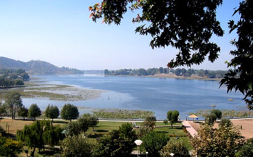 wullar and manasbal lake